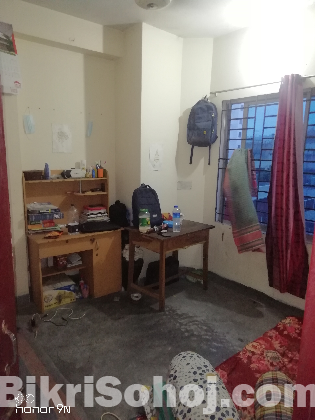 বাসা ভাড়া হবে ব্যাচেলরদের জন্য